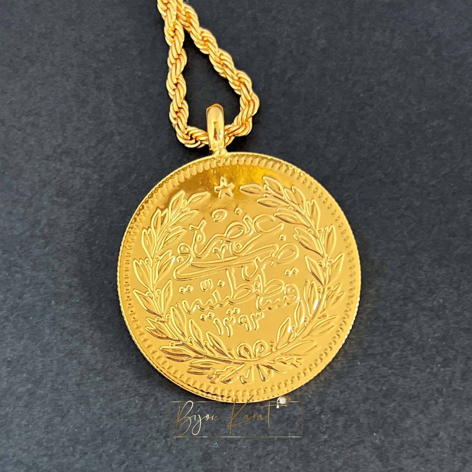 Resat Anhänger Münze mit Kette 22K vergoldet 35mm
