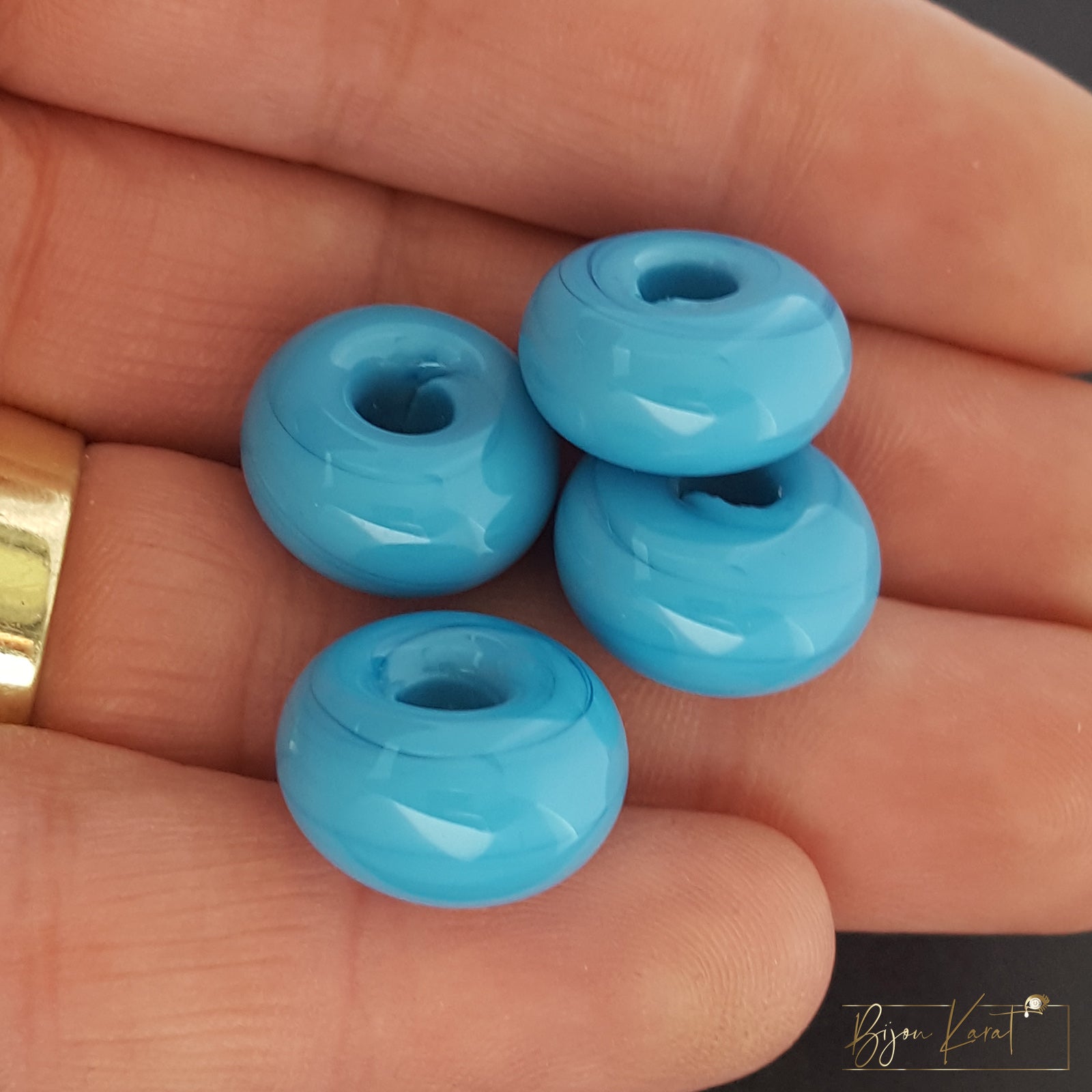 Mavi Tas Glasperle Rung Türkis 4mm